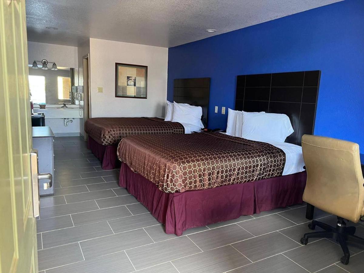 Country Hill Inn & Suite Eagle Pass Εξωτερικό φωτογραφία